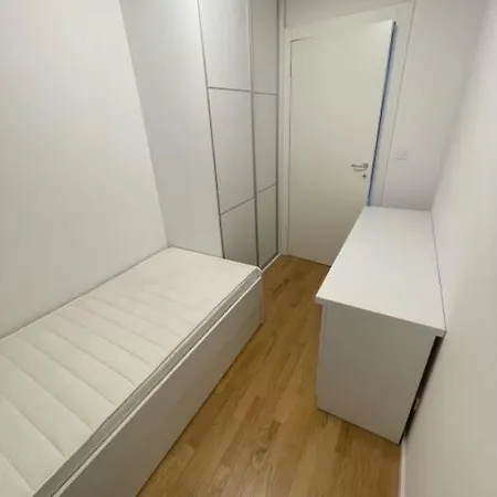 Appartement Exclusive White Tiy Split