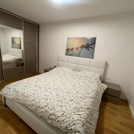 Appartement Exclusive White Tiy Split